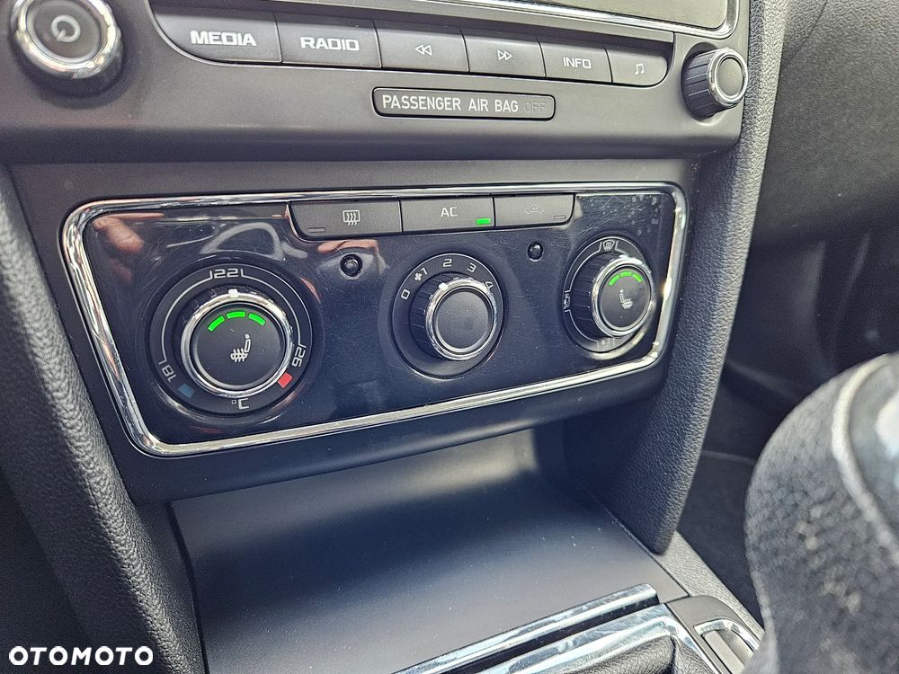 Skoda Superb 1.8 TSI Active - 5