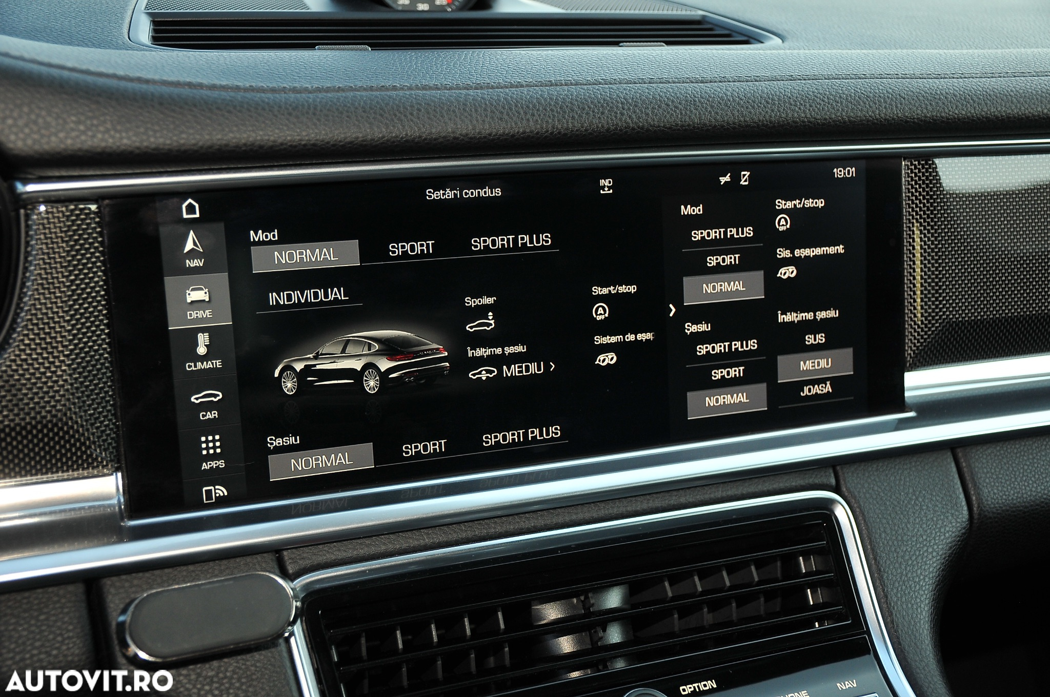 Porsche Panamera 4S - 11