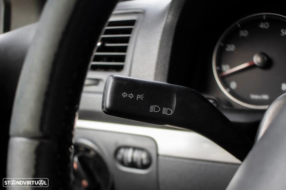 VW Golf 1.6 FSi Confortline - 15
