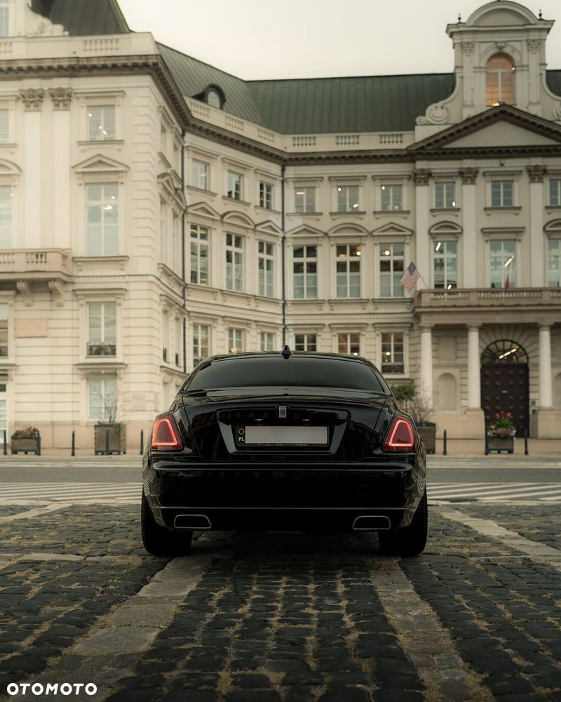 Rolls-Royce Ghost - 3