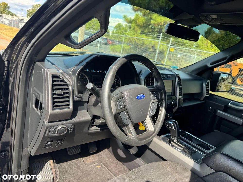 Ford F150 - 12