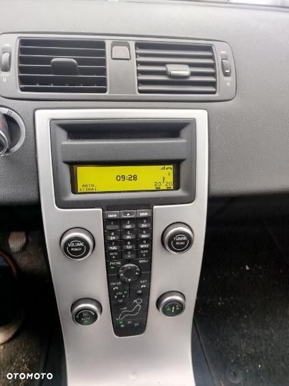 Volvo V50 - 8