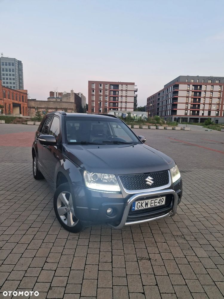Suzuki Grand Vitara 1.9 DDiS Premium EU5 - 12