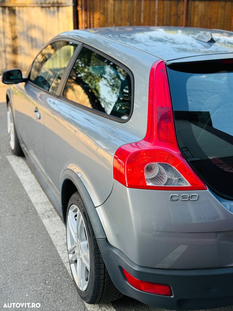 Volvo C30 1.6D Summum - 6
