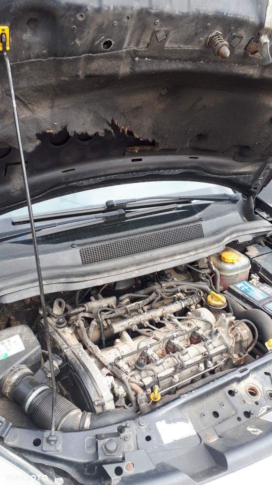 Opel Zafira - 3