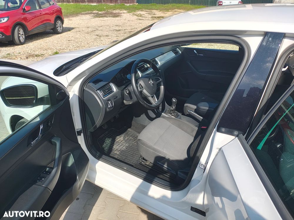 Skoda RAPID 1.2 TSI Elegance - 5