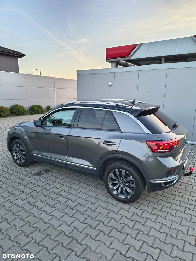 Volkswagen T-Roc - 8