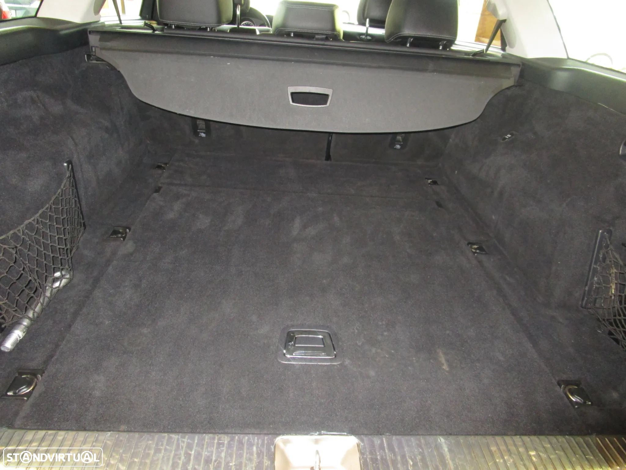 Mercedes-Benz E 200 T CDI DPF BlueEFFICIENCY 7G-TRONIC Avantgarde - 12