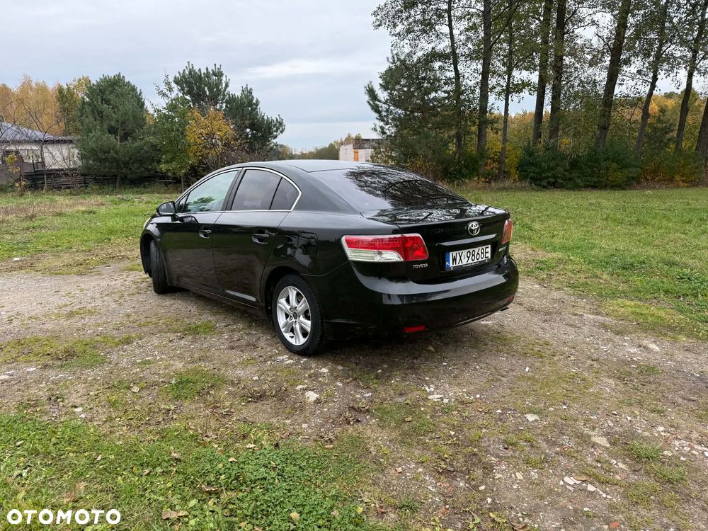 Toyota Avensis - 3