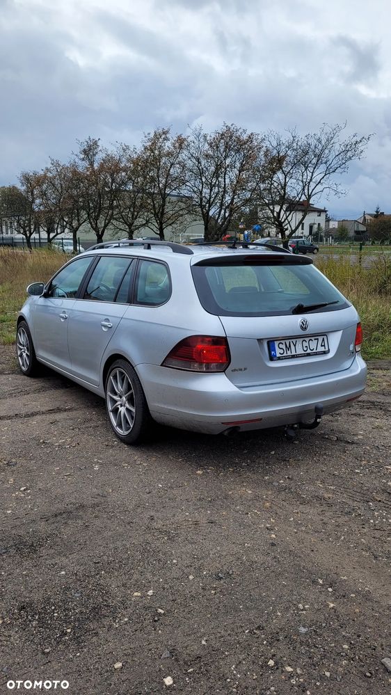 Volkswagen Golf - 5