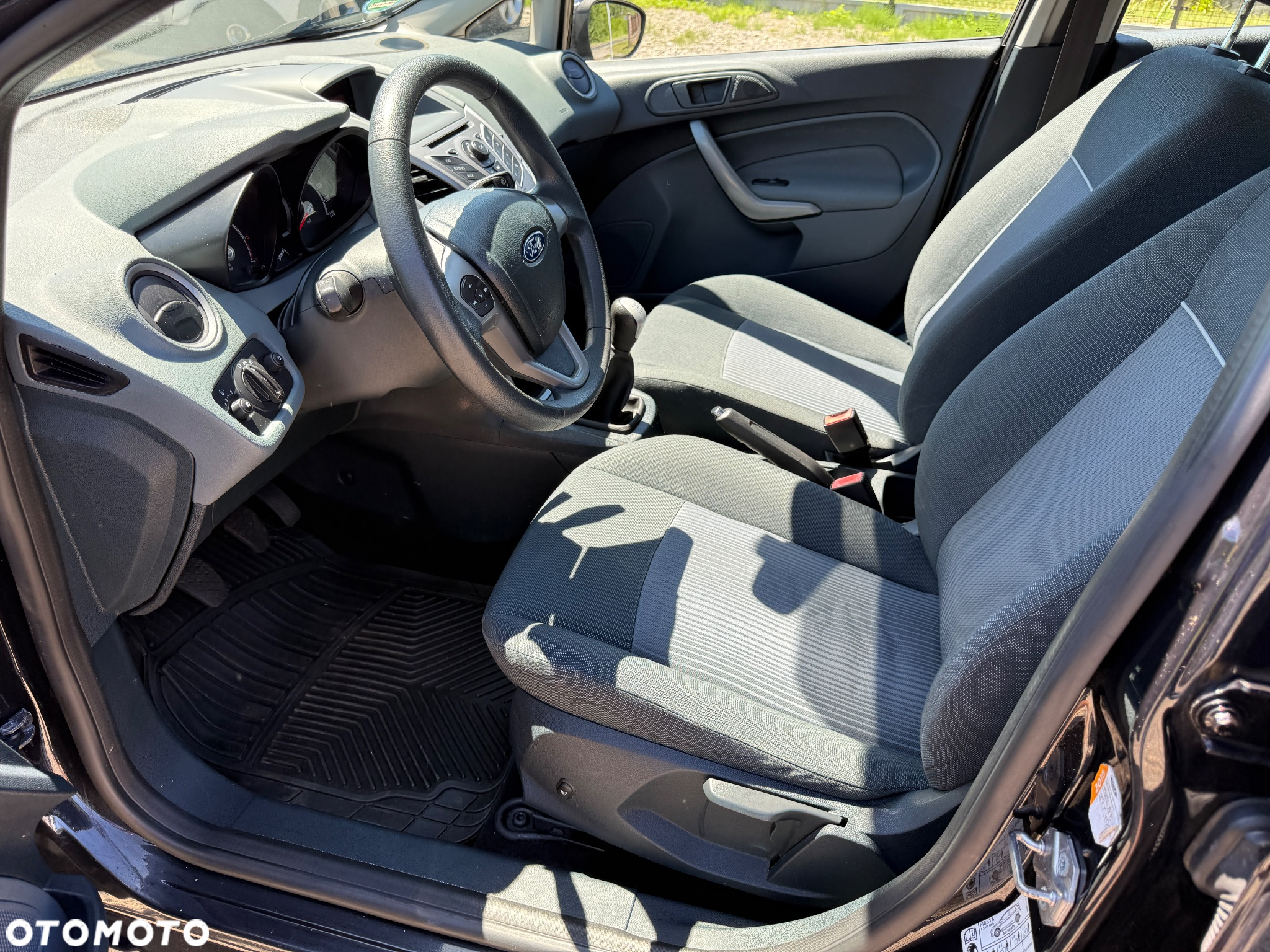 Ford Fiesta 1.25 Trend - 13