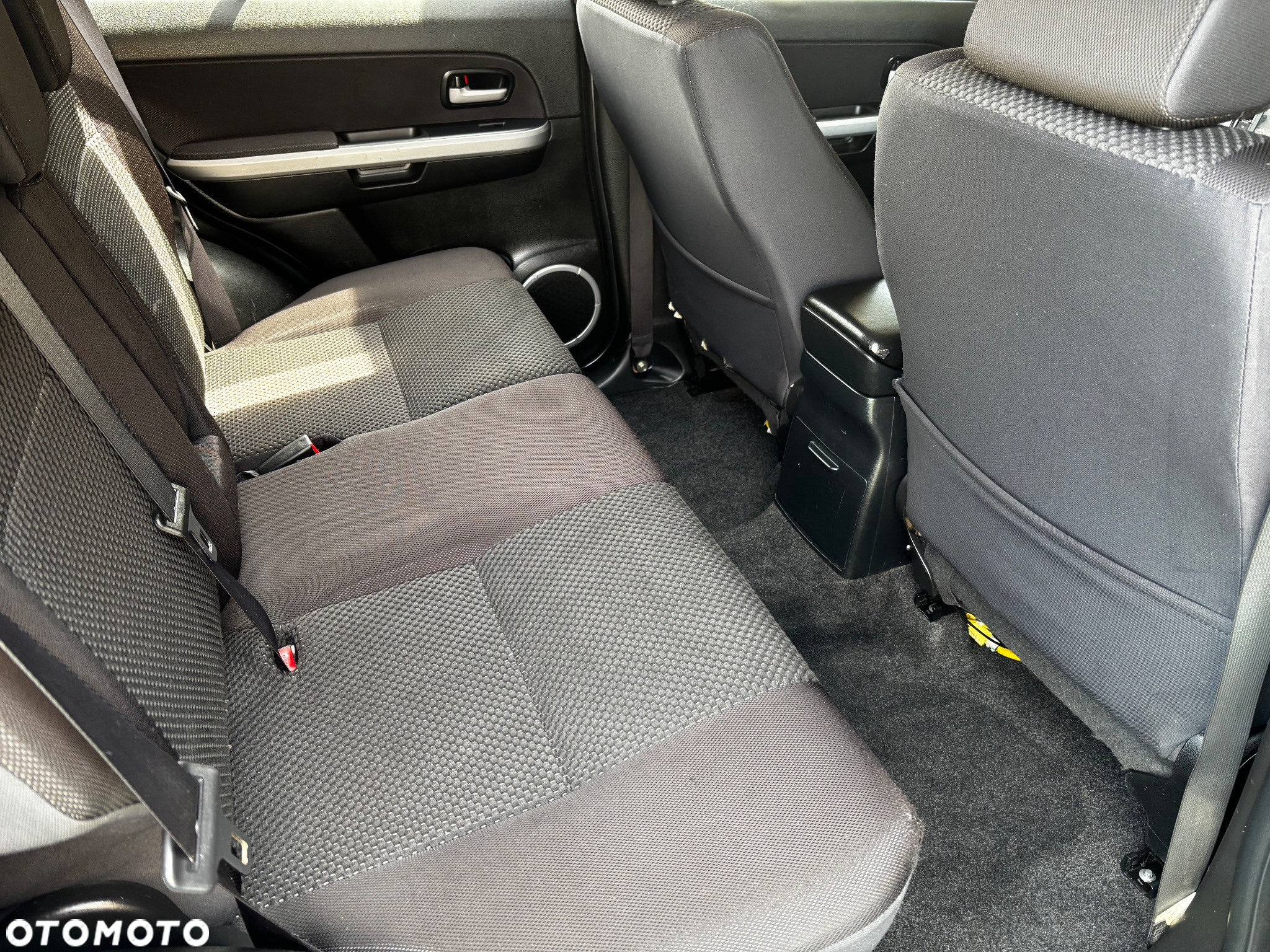 Suzuki Grand Vitara 1.9 DDiS Premium - 10