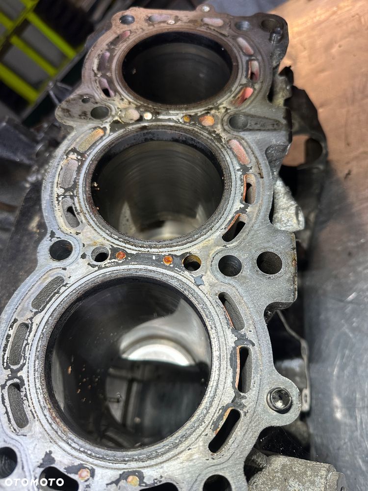 MERCEDES  cdi om 642 blok  silnika 280 320 350 cdi - 15