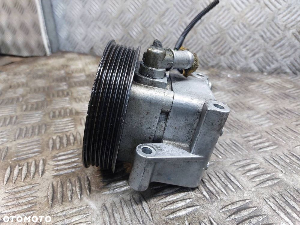 POMPA WSPOMAGANIA FORD FOCUS MK2 1.6 16V BENZYNA 4M51-3A696-AE - 3