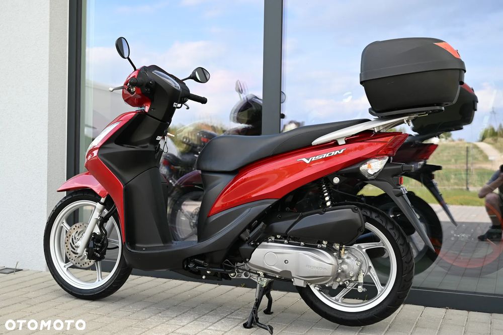 Honda Vision - 5