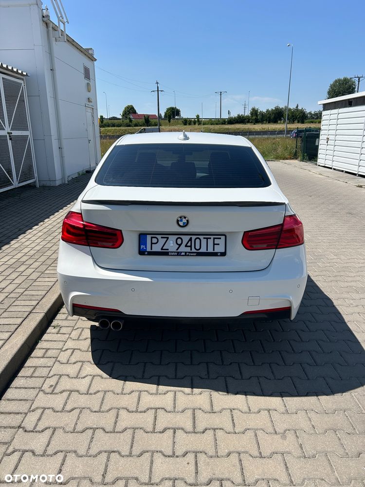 BMW Seria 3 320d M Sport - 20