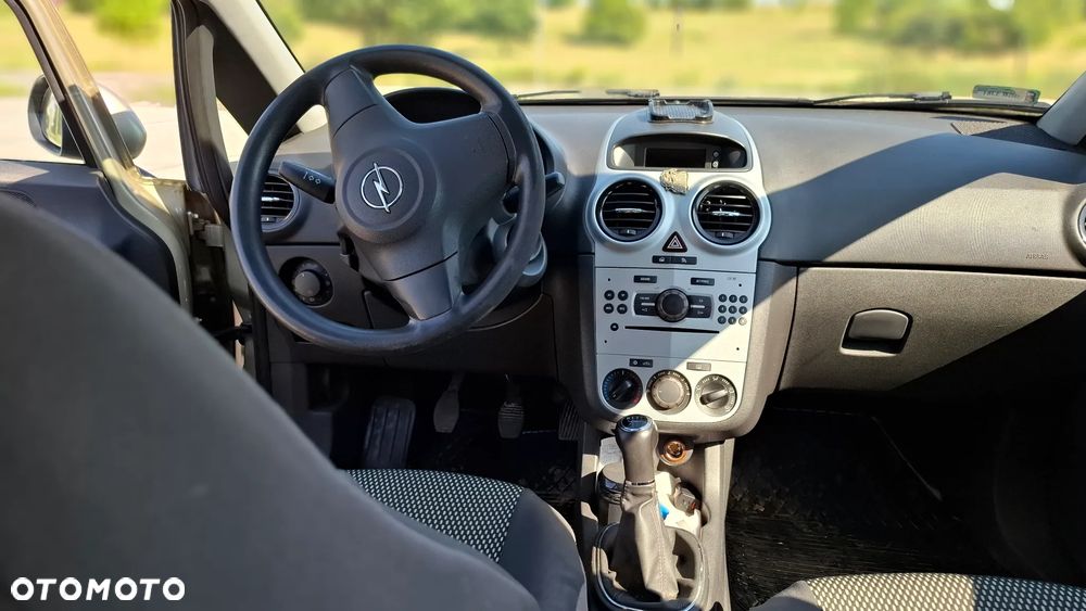 Opel Corsa 1.2 16V Enjoy - 9