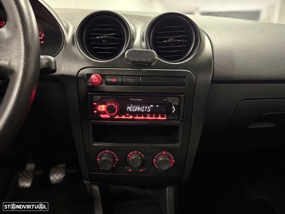 SEAT Ibiza 1.2 12V Reference - 18