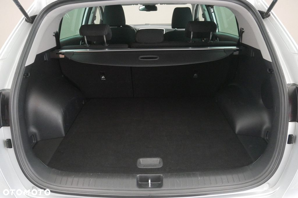 Kia Sportage - 16