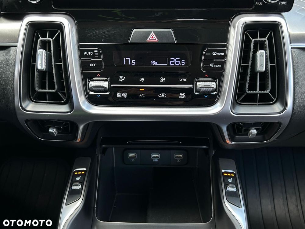 Kia Sorento 1.6 T-GDI HEV L 4WD 7os - 25