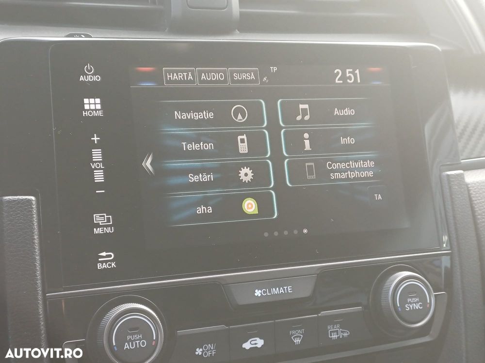 Honda Civic 1.5 VTEC Turbo CVT Sport - 17