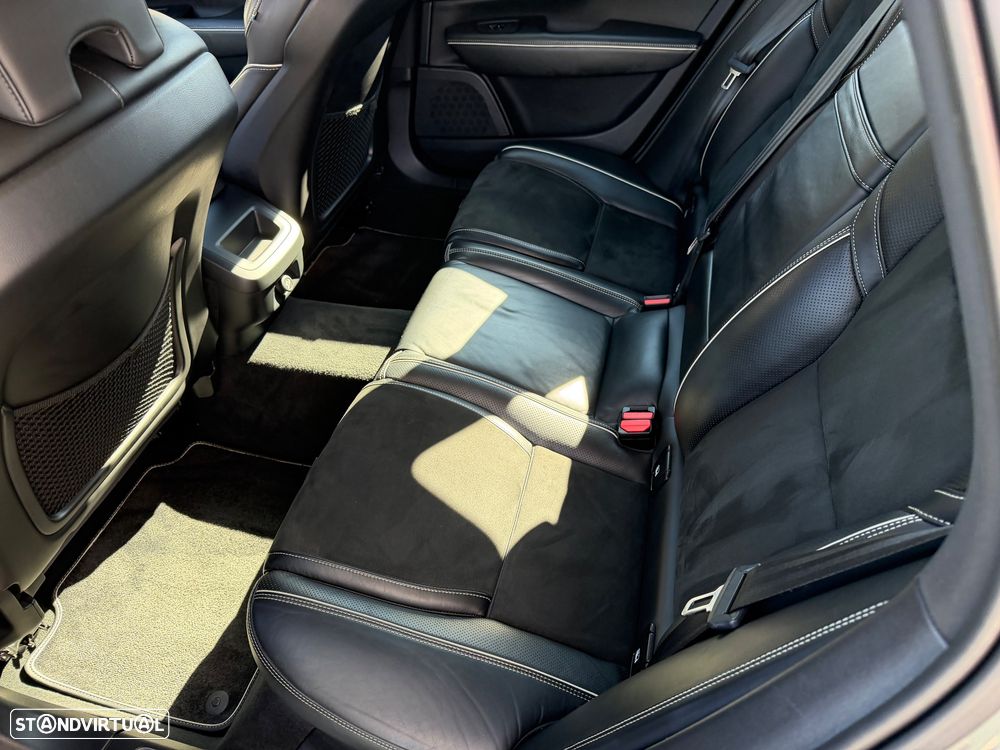 Volvo V90 2.0 D4 R-Design Geartronic - 11