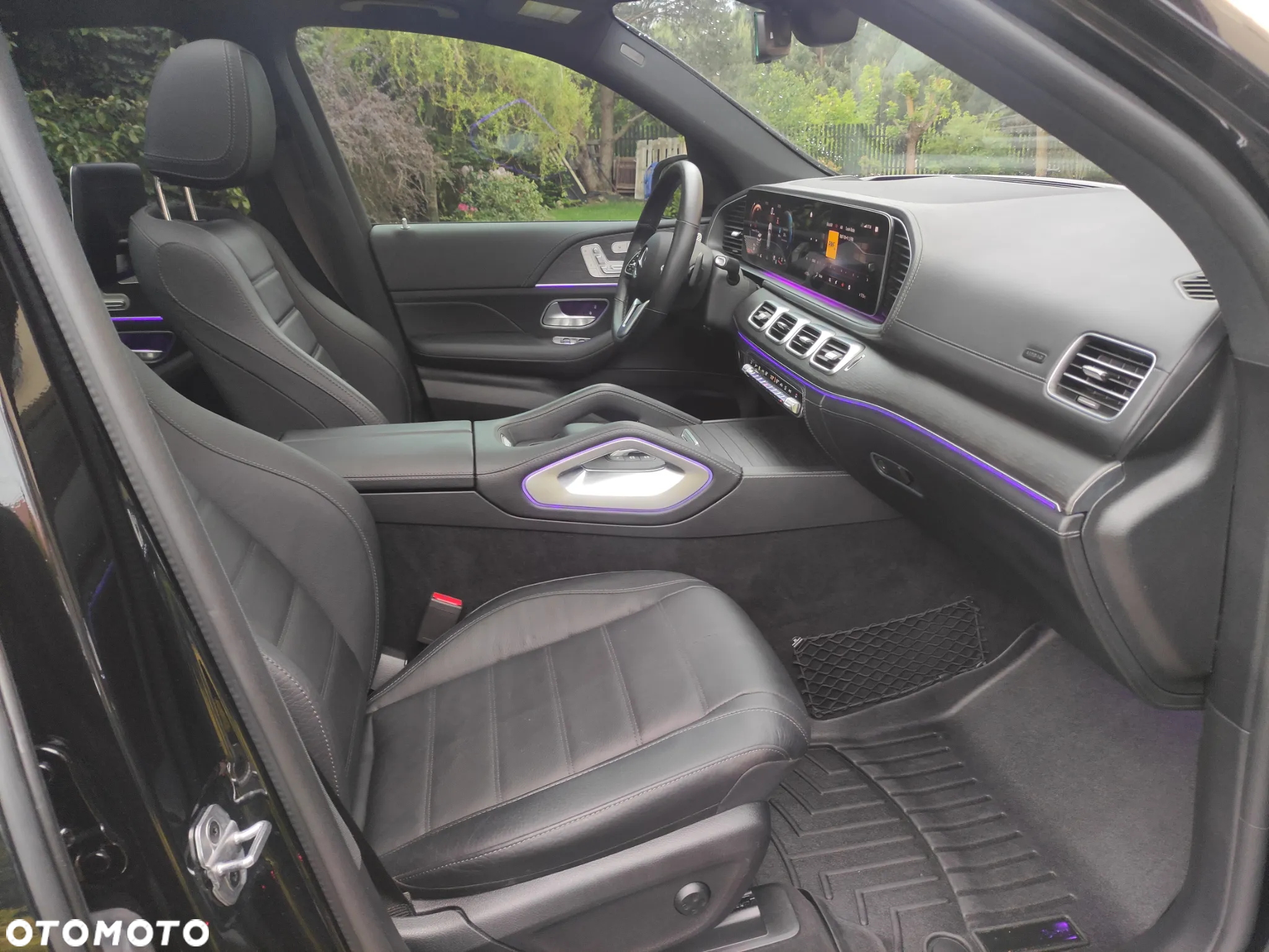 Mercedes-Benz GLE - 28