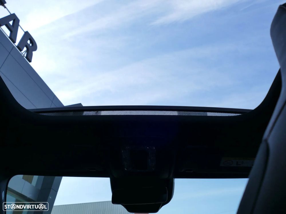 Mercedes-Benz CLA 250 e Shooting Brake AMG Line - 44