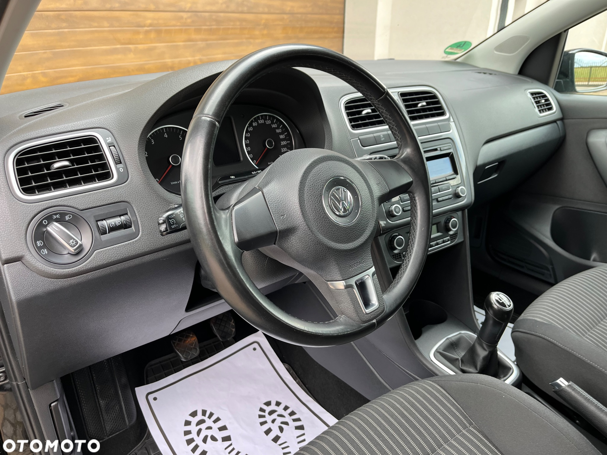 Volkswagen Polo 1.2 TSI Blue Motion Technology Comfortline - 21