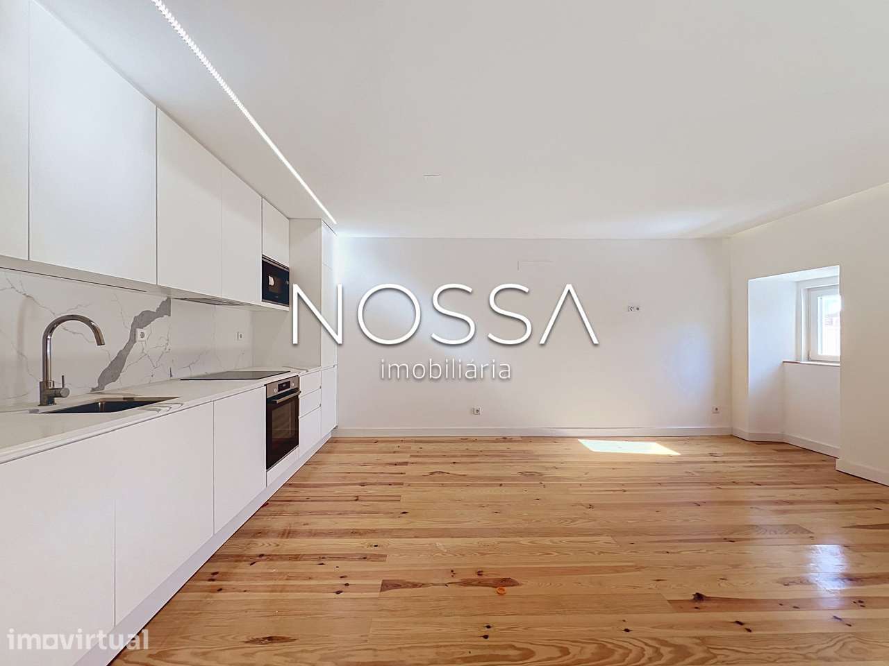 T3 Duplex | Remodelado | Vista Rio | Sta. Engrácia-S.Vicente - Grande imagem: 2/46