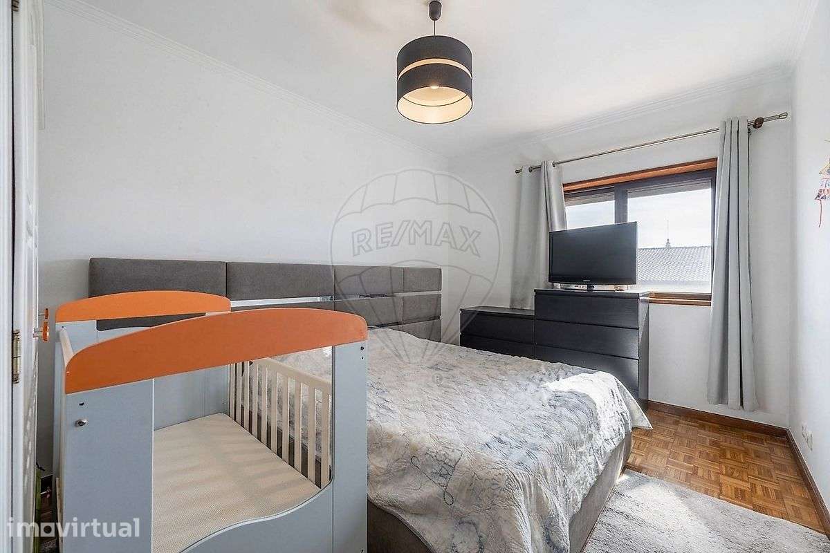 Apartamento T2 com elevador e garagem em Ferreiros, Braga! - Grande imagem: 3/18