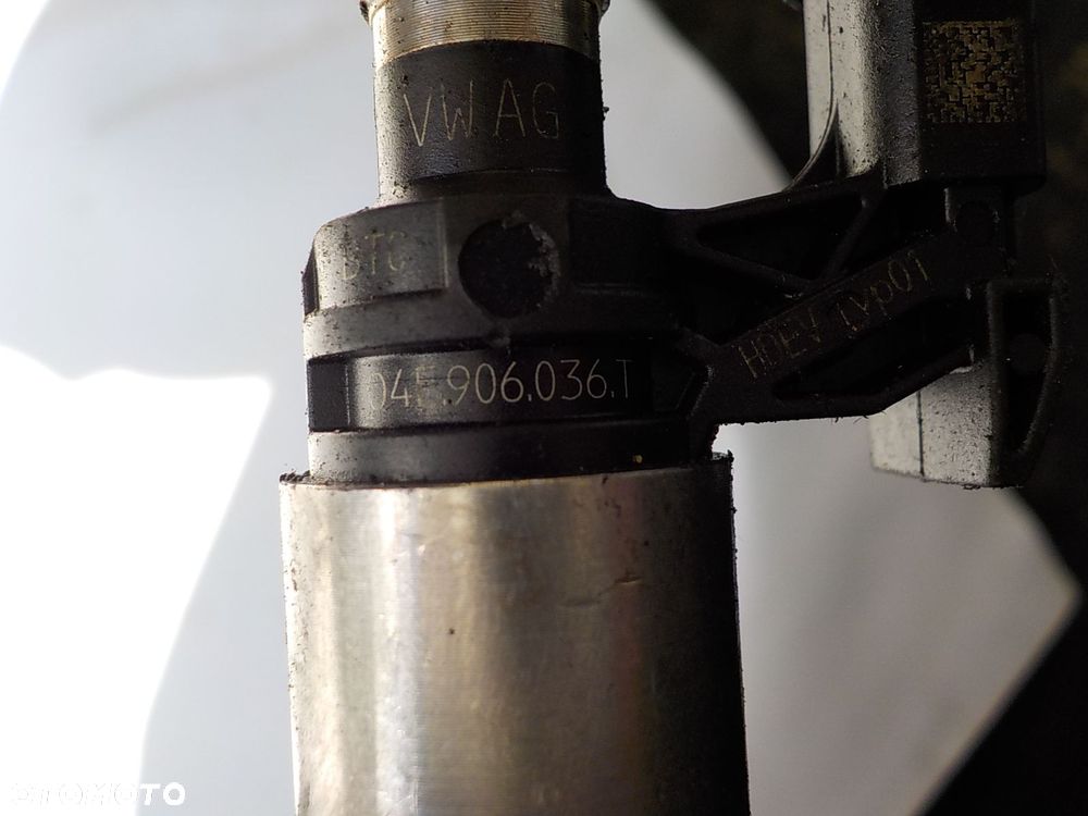 VOLKSWAGEN GOLF VII SKODA AUDI 1.2 TSI WTRYSKIWACZ 0261500374 04E906036T - 3