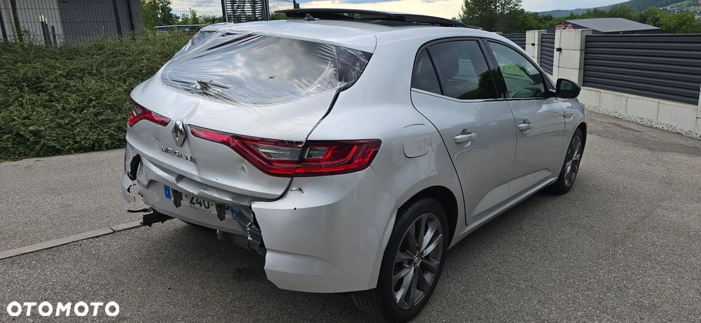 Renault Megane ENERGY dCi 110 EDC BOSE EDITION - 14