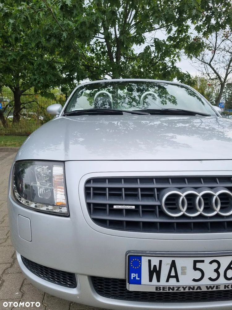 Audi TT Roadster - 2