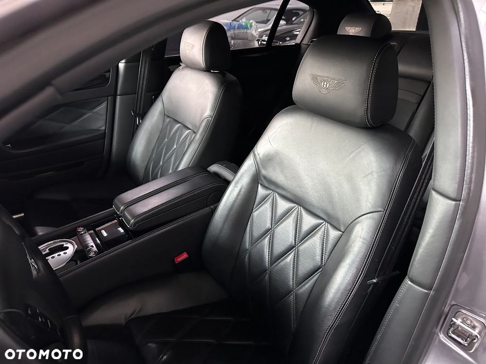 Bentley Flying Spur - 13