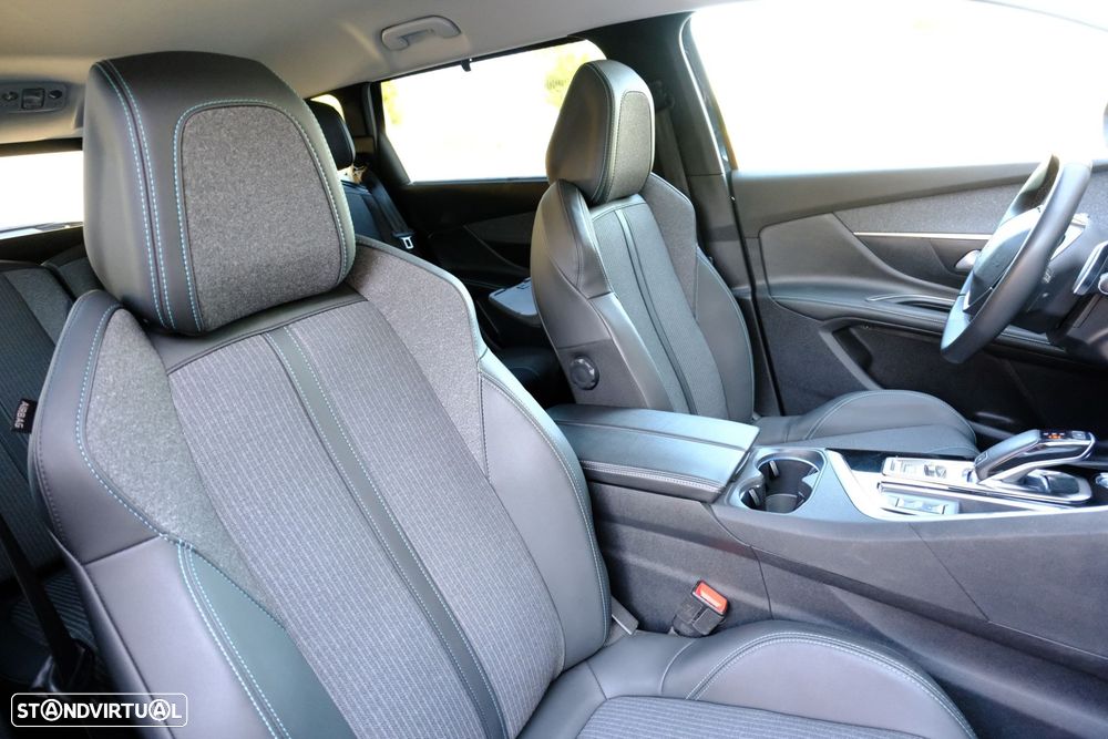 Peugeot 5008 1.2 PureTech Allure EAT8 - 15