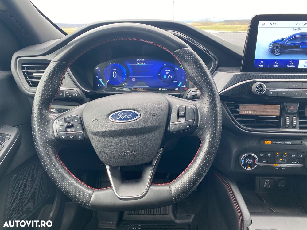 Ford Kuga - 11