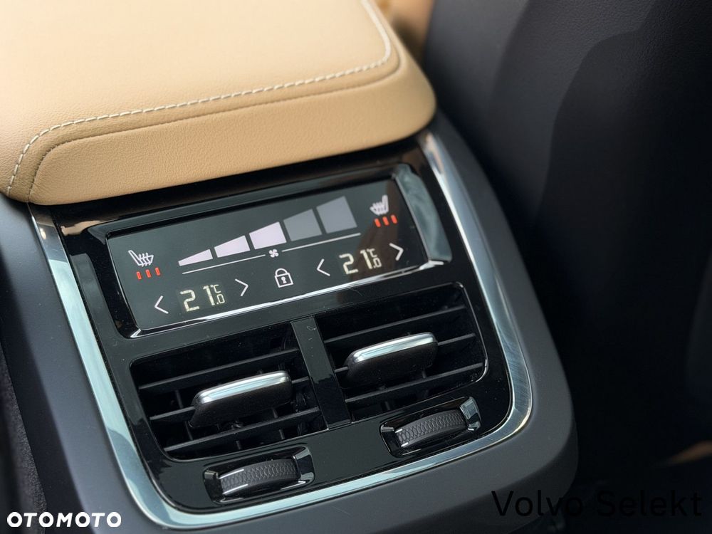 Volvo V60 Cross Country - 27