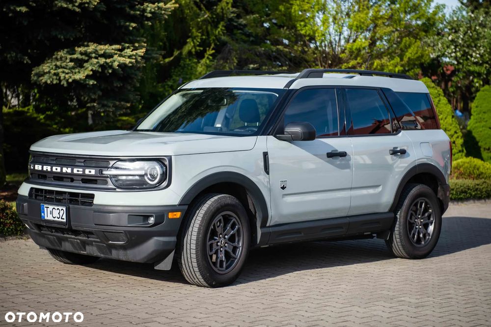 Ford Bronco - 3