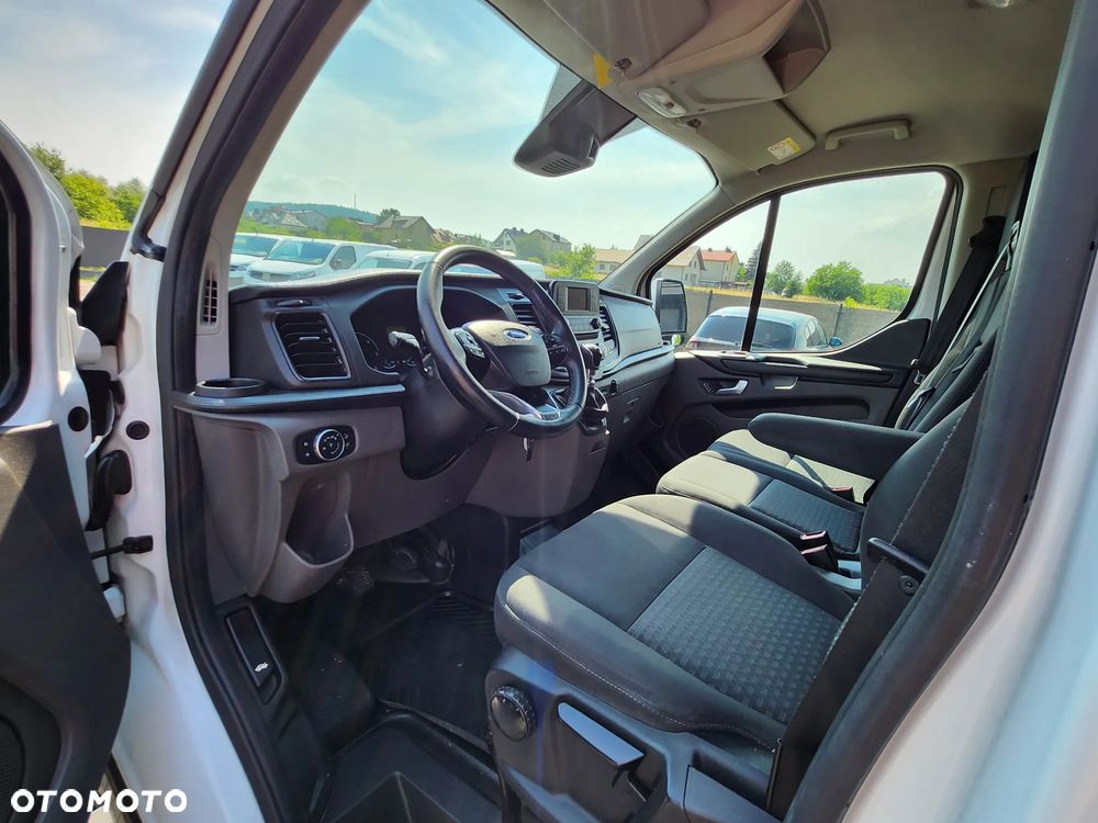 Ford Transit Custom - 23