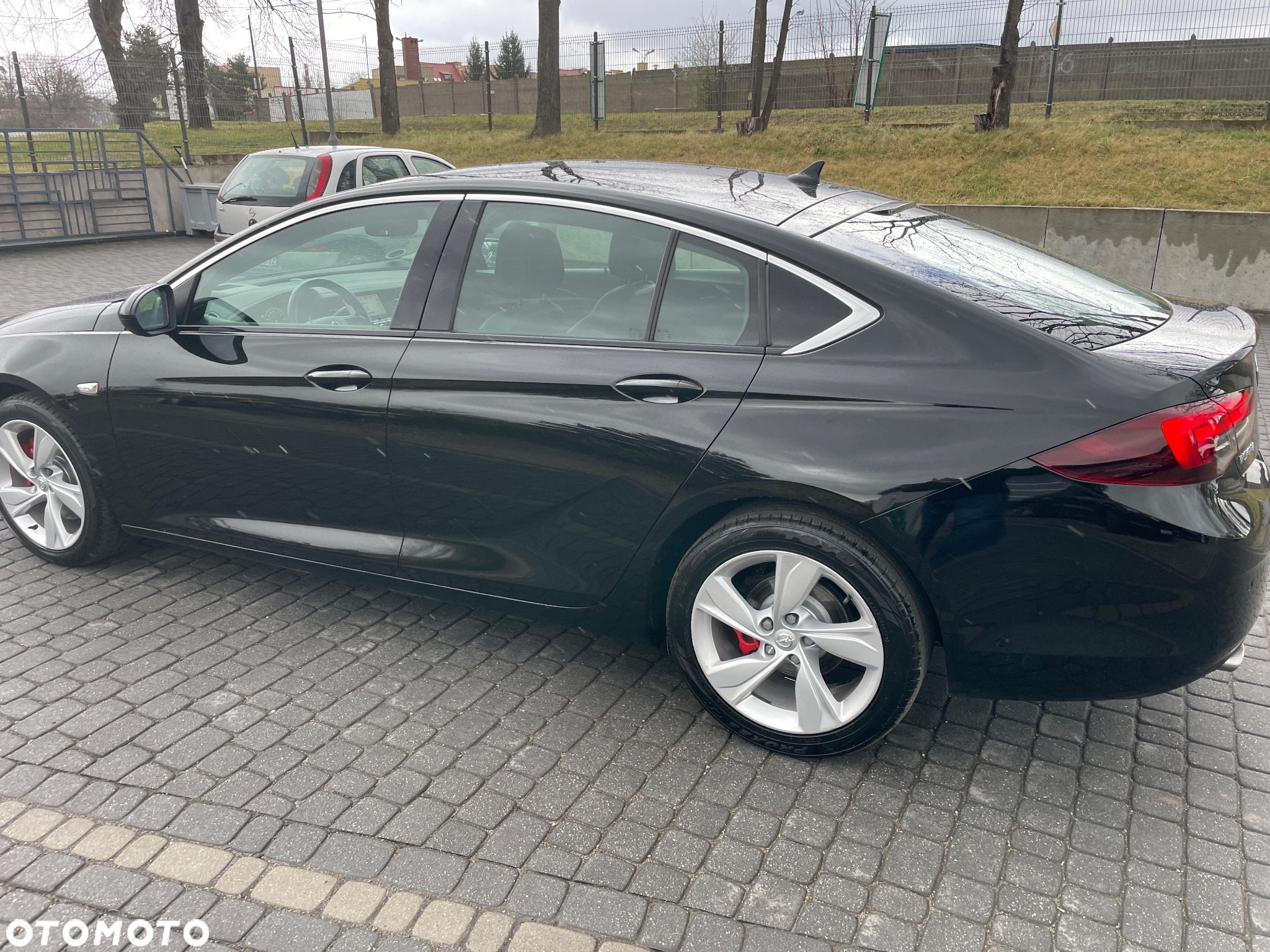 Opel Insignia 2.0 CDTI Cosmo S&S - 18