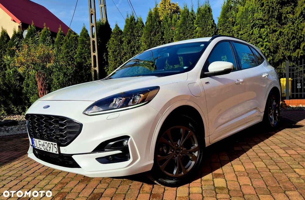 Ford Kuga Plug-in Hybrid ST-LINE - 6