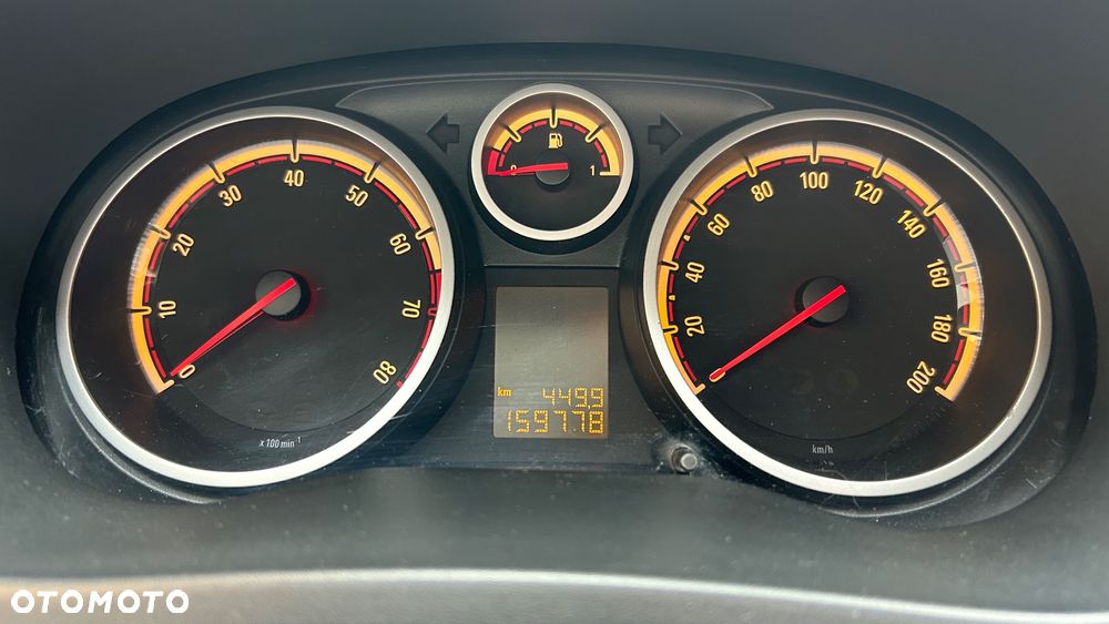 Opel Corsa 1.4 16V Color Edition - 13