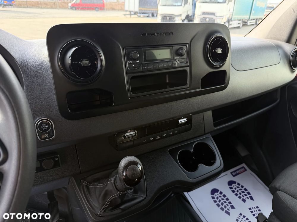 Mercedes-Benz Sprinter Long PRO 907.235 - 9
