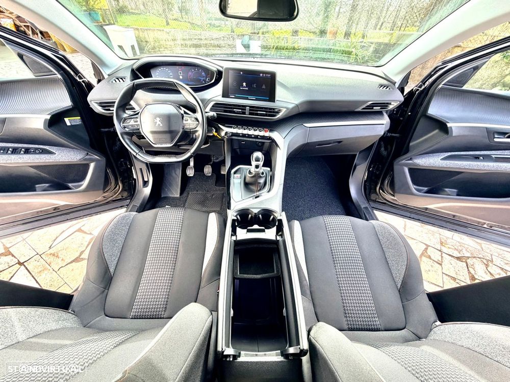 Peugeot 3008 1.2 PureTech Active - 33