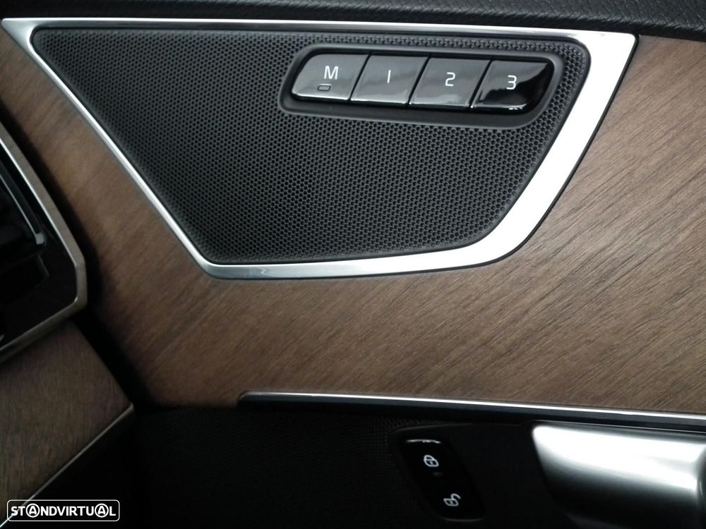 Volvo XC 90 2.0 D4 Inscription - 37