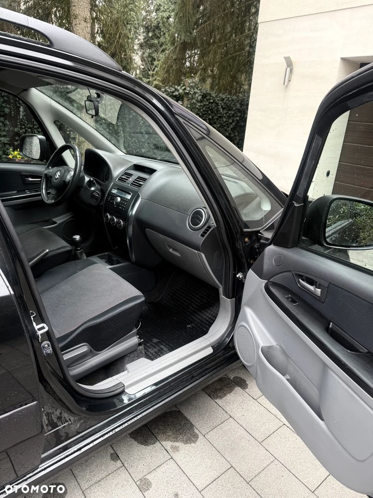 Suzuki SX4 1.6 GS / Premium 4WD - 15