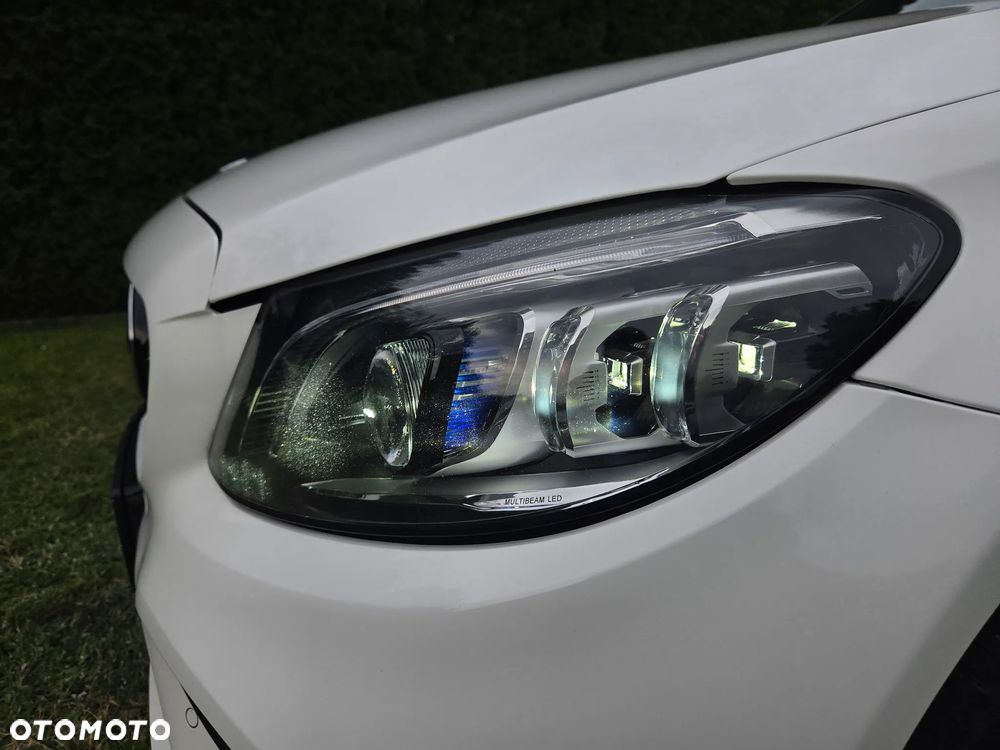 Mercedes-Benz Klasa C 200 9G-TRONIC - 12