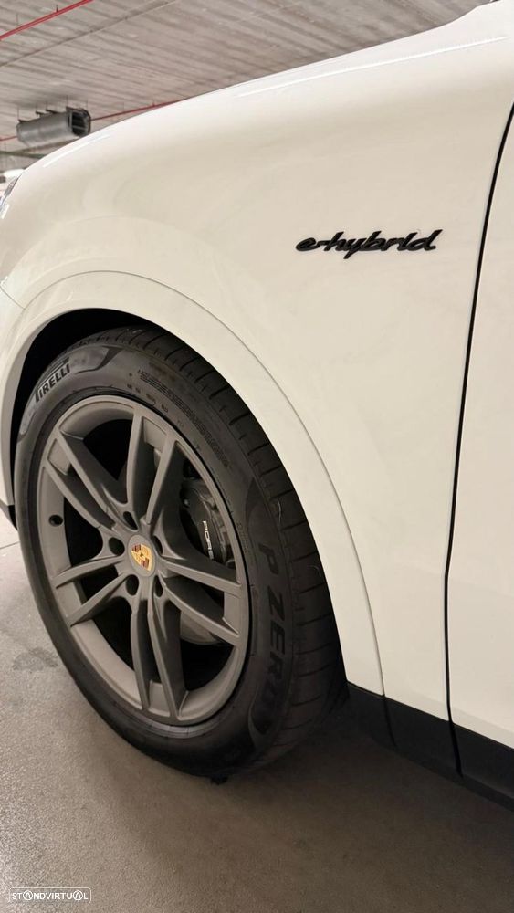 Porsche Cayenne Coupé E-Hybrid Black Edition - 18