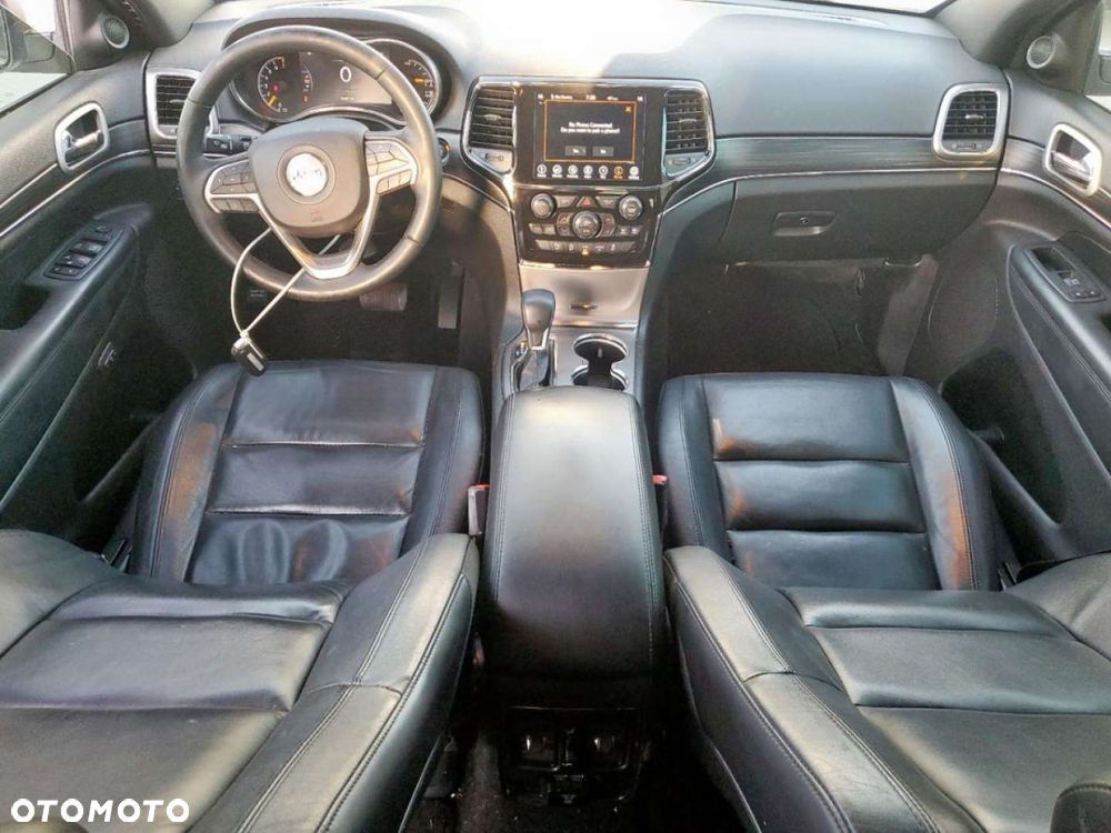 Jeep Grand Cherokee - 10